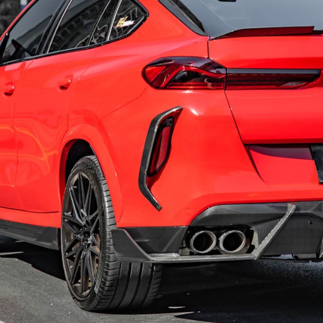 SQ Style Pre-preg Carbon Fibre Rear Side Trims for BMW F96 X6M 20-Present - Carbon Factory