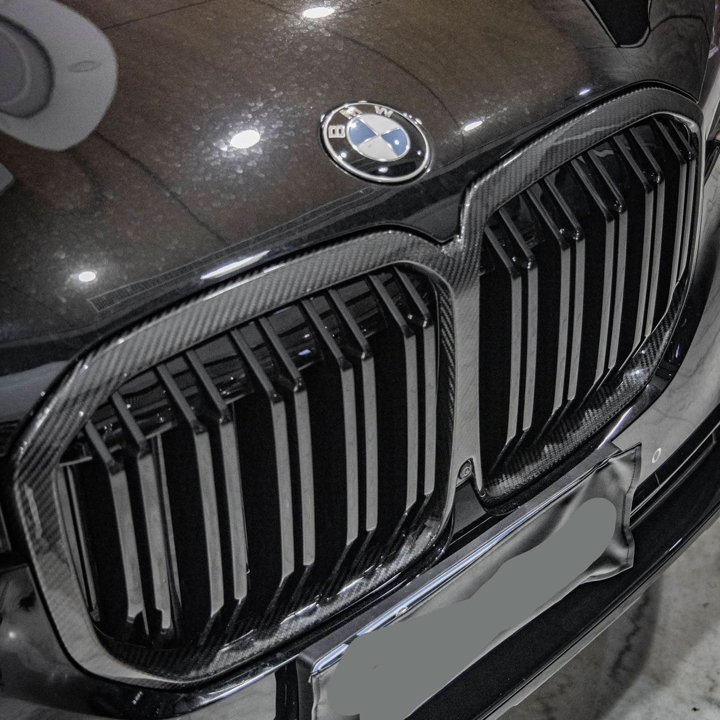 Pre-Preg Carbon Fibre Front Grille for BMW G07 X7 LCI 23-25 - Carbon Factory