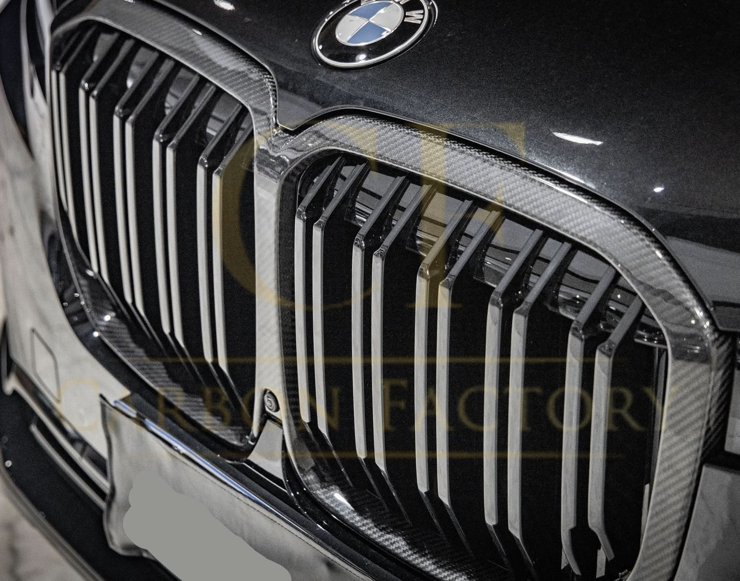 Pre-Preg Carbon Fibre Front Grille for BMW G07 X7 LCI 23-25 - Carbon Factory