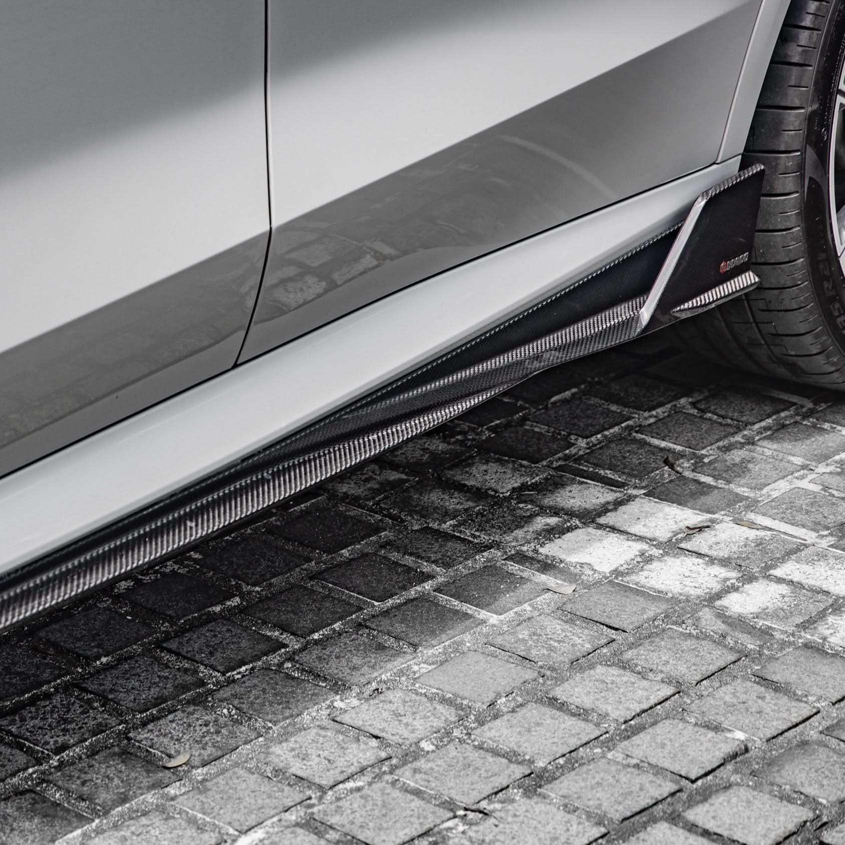 SQ Style Pre-Preg Carbon Fibre Side Skirts for BMW G05 X5 F95 LCI 23-25 - Carbon Factory