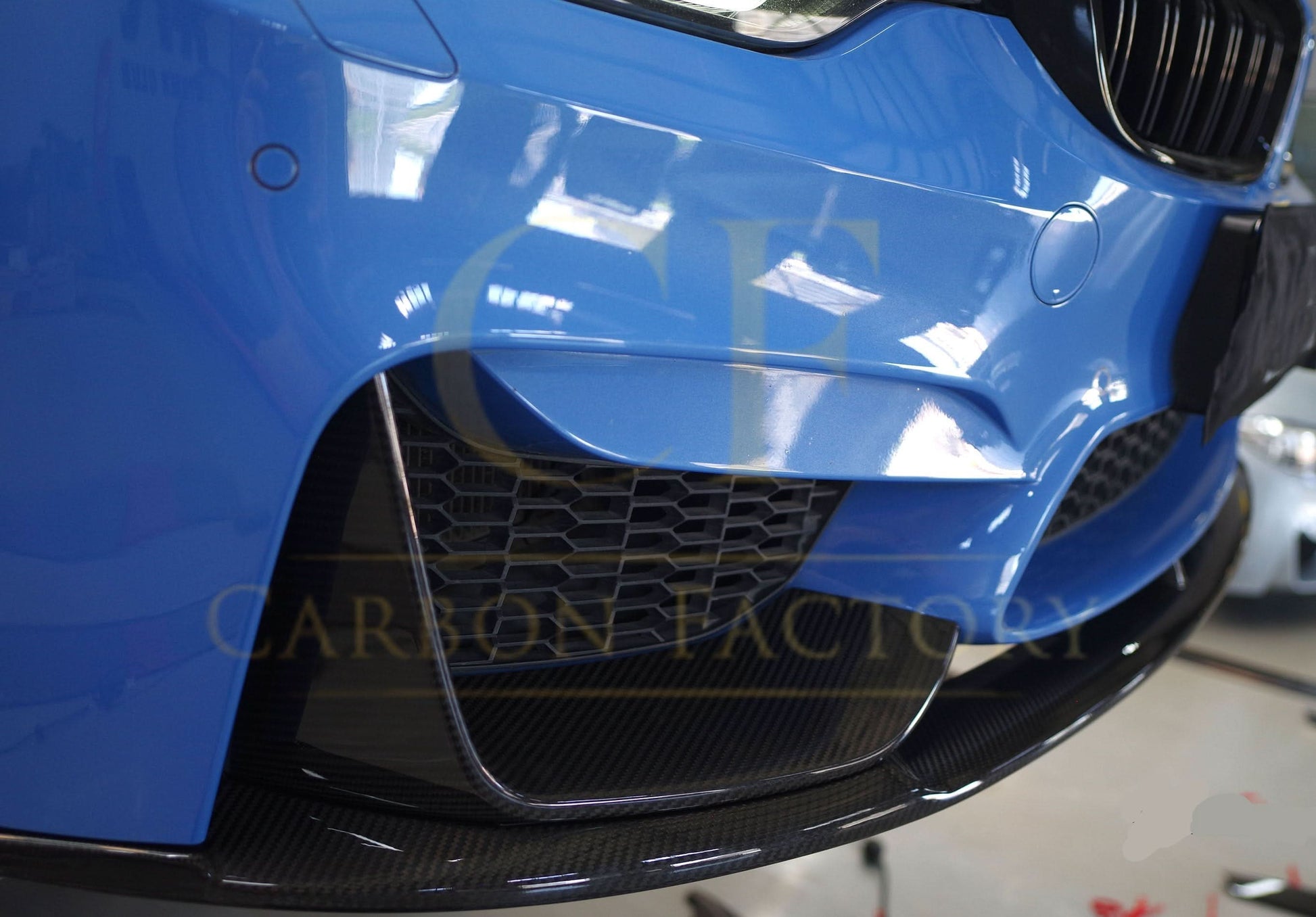 MP Style Pre-Preg Carbon Fibre Front Splitter 3 Pieces Design for BMW F80 M3 F82 F83 M4 14-20 - Carbon Factory