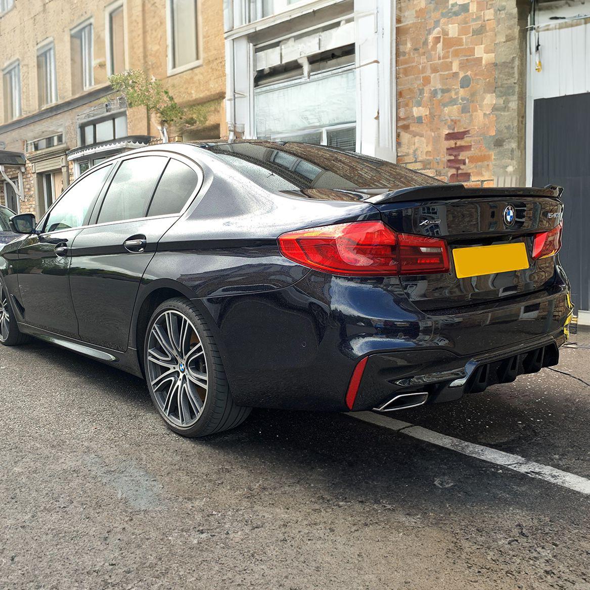 CS Style Pre-Preg Carbon Fibre Boot Spoiler for BMW 5 Series G30 F90 M5 17-23 - Carbon Factory