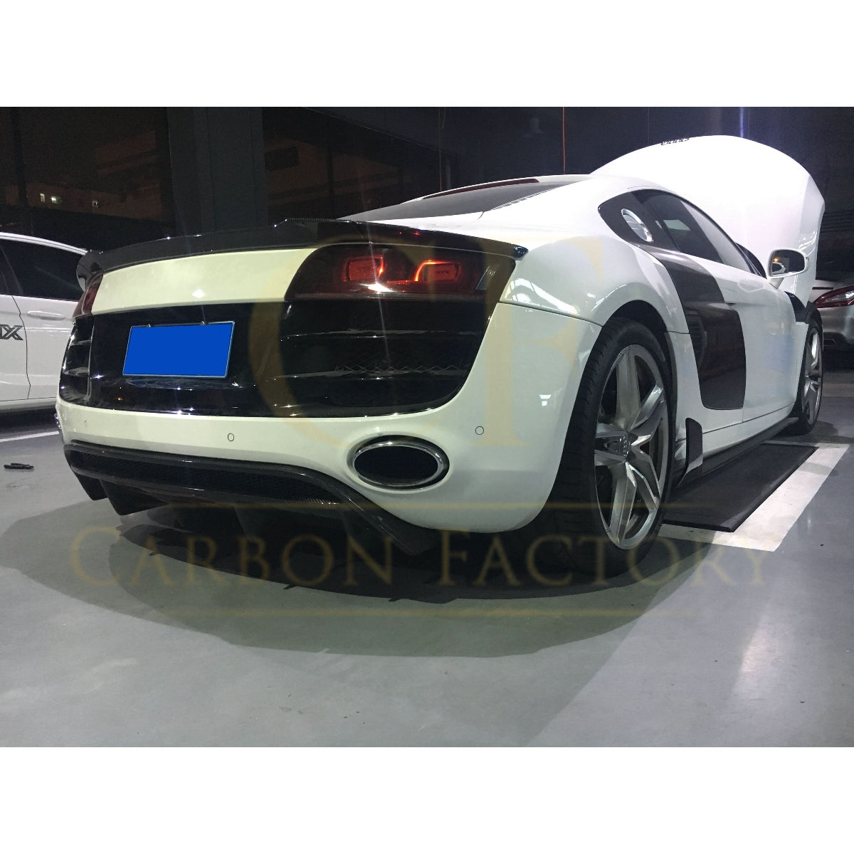 V Style Carbon Fibre Rear Diffuser for Audi R8 Gen 1 10-15