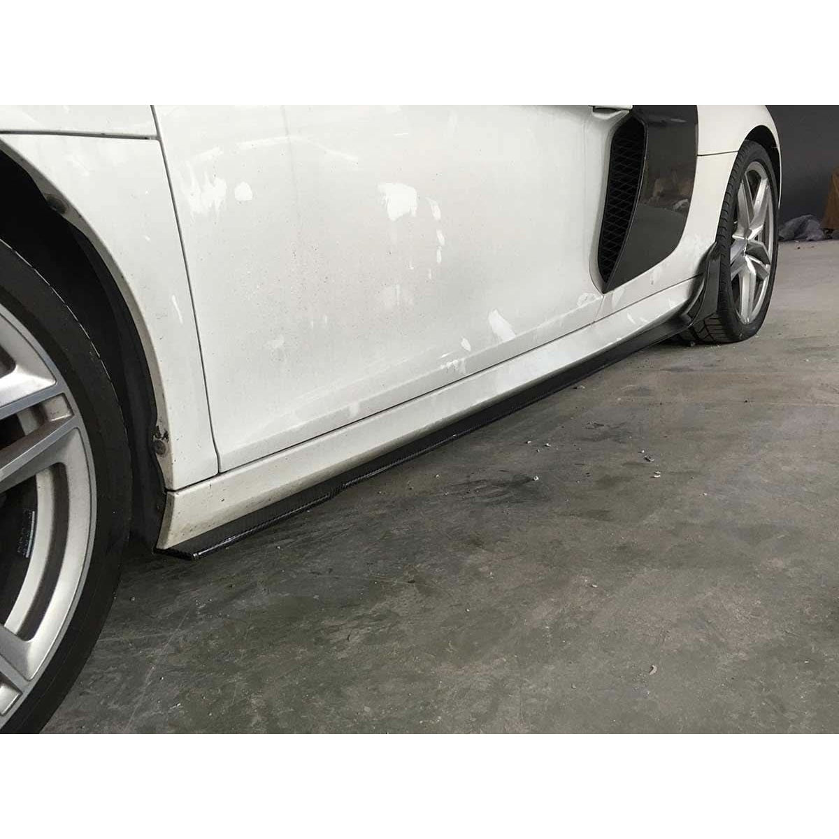 V Style Carbon Fibre Side Skirts for Audi R8 Gen 1 08-14