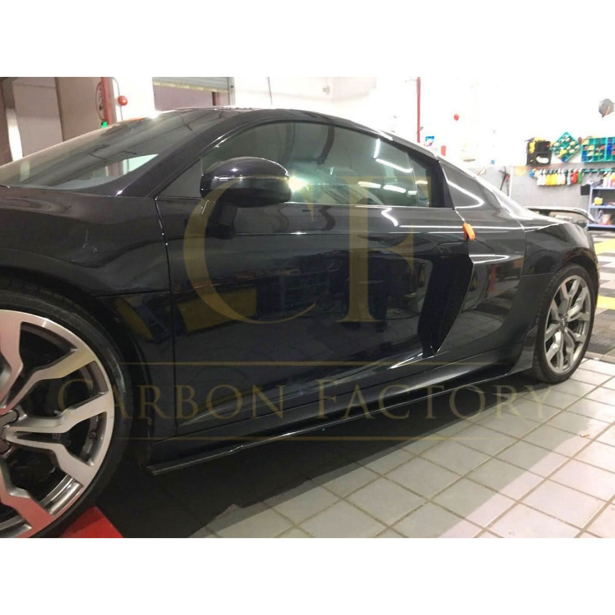 V Style Carbon Fibre Side Skirts for Audi R8 Gen 1 08-14