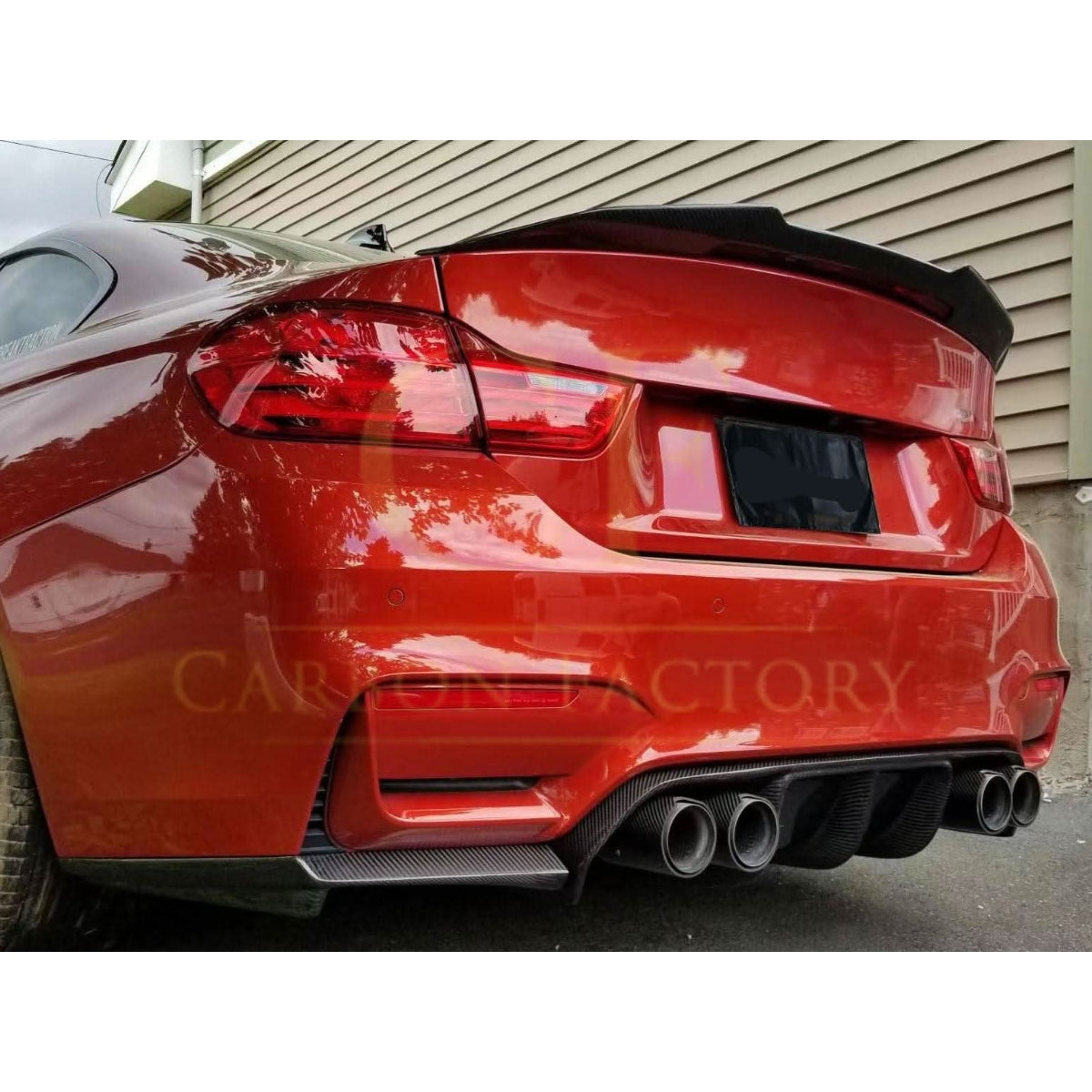 V Style Pre-Preg Carbon Fibre Rear Diffuser for BMW F80 M3 F82 F83 M4 14-20 - Carbon Factory