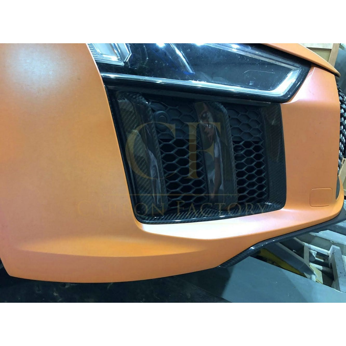 Pre-Preg Carbon Fibre Front Bumper Side Trims for Audi R8 V10 Gen 2 15-19