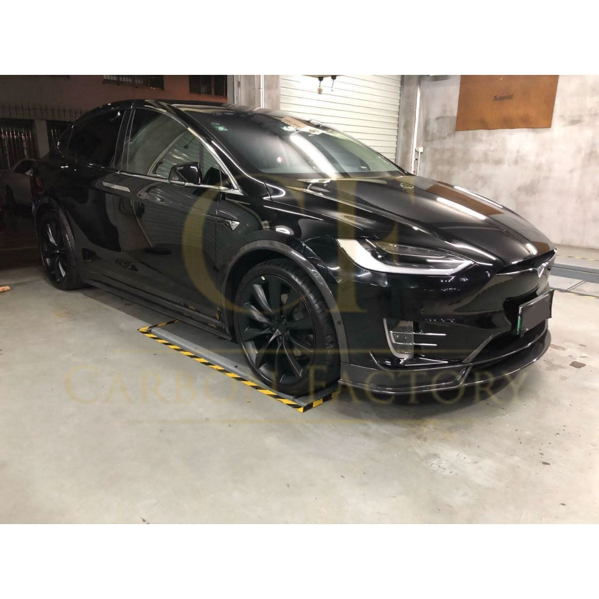 V Style Carbon Fibre Front Splitter for Tesla Model X 16-Present - Carbon Factory