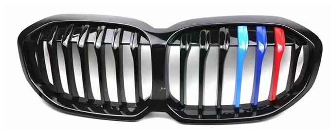 BMW F40 1 Series Gloss Black Front Grille 20-Present-Carbon Factory